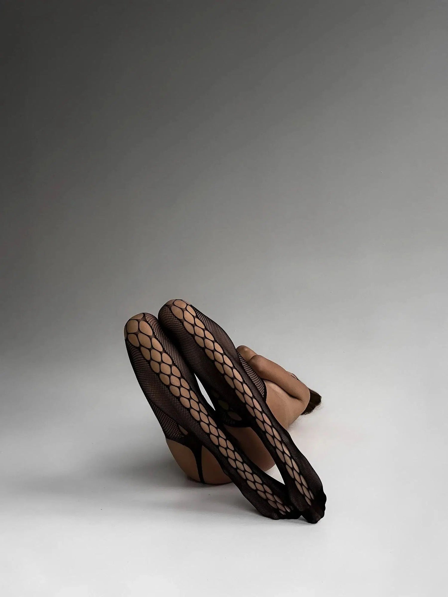 Ariel Black Fishnet -kousen