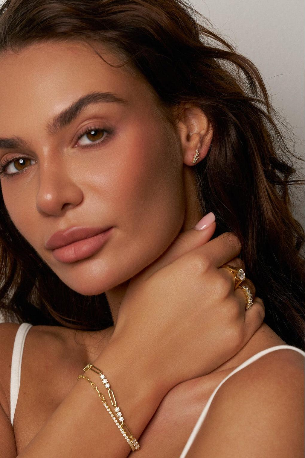 Elara Moissanite Stud Earrings