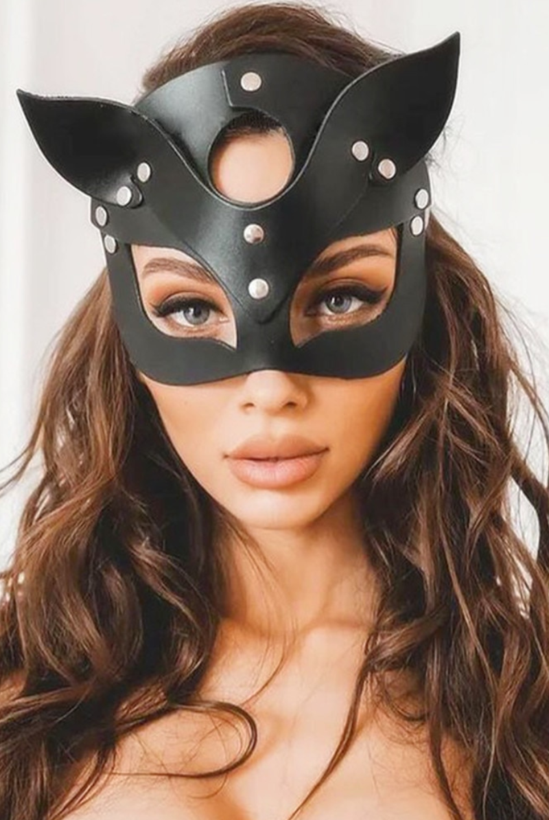 Jade Black Cat Mask
